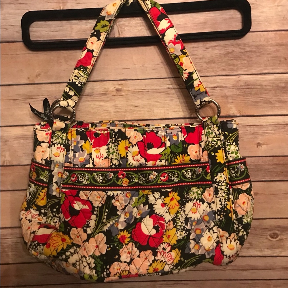 Vera Bradley shoulder bag.